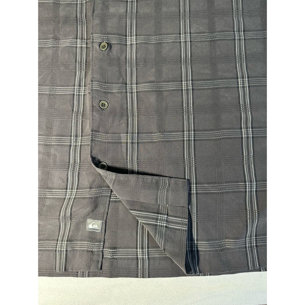 Quicksilver Men's Short Sleeve Button Down Size XL - Picture 4 of 6